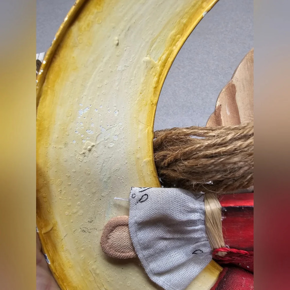 Vintage Silvestri Handcrafted Angel on Crescent Moon Tree Topper Christmas - Picture 8 of 8